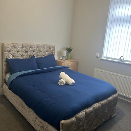Brunswick Place 1 Bed and Breakfast Stoke-on-Trent Exteriör bild