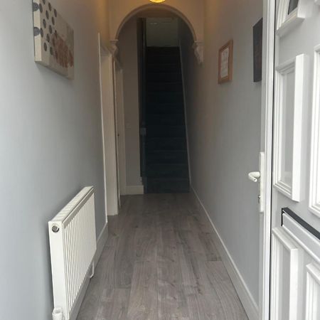 Brunswick Place 1 Bed and Breakfast Stoke-on-Trent Exteriör bild