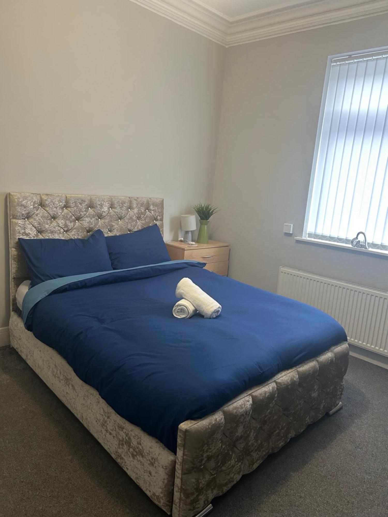 Brunswick Place 1 Bed and Breakfast Stoke-on-Trent Exteriör bild